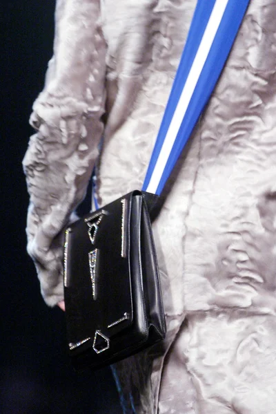 Look 20